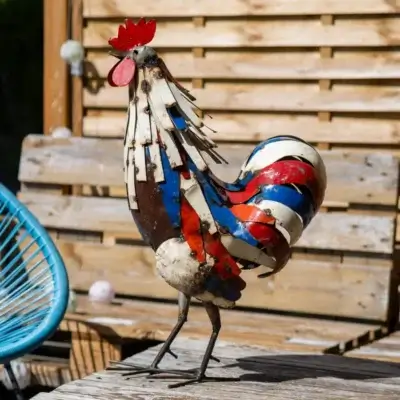 Coq bleu blanc rouge - Sculpture animaux en métal recyclé - 1