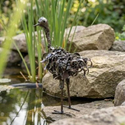 Sculpture d'autruche en métal recyclé - 90 cm -Décoration pour jardin - lac