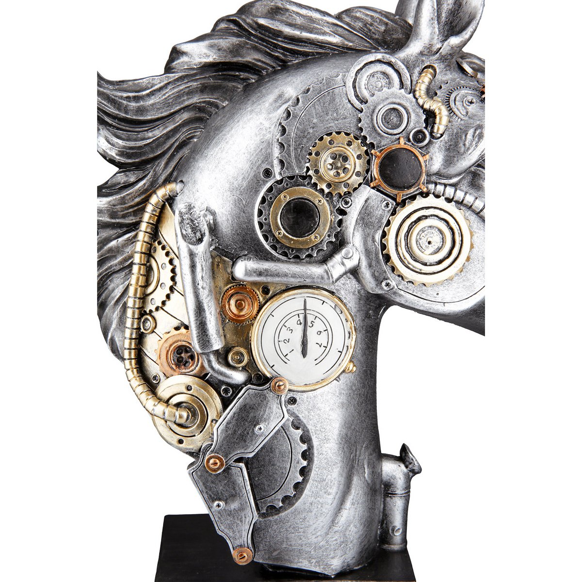 Sculpture steampunk tête de cheval en situation