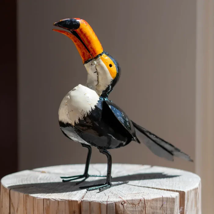 Toucan - Sculpture en métal recyclé - oiseau - 1