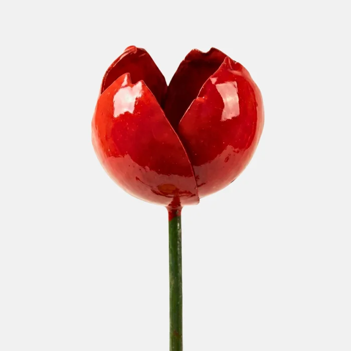 Tulipe - Fleur en fer forgé pour jardin - métal recyclé - Fond blanc 2