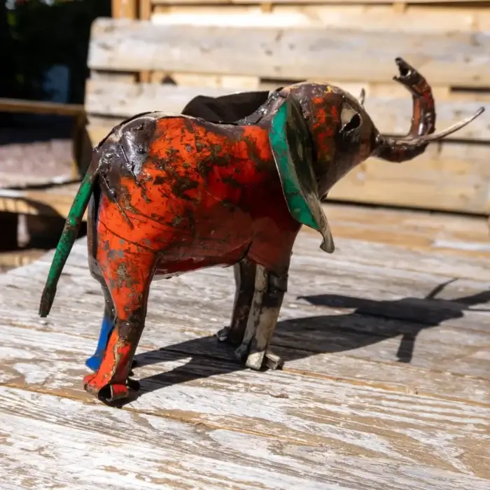 Éléphant coloré – sculpture animaux en métal recyclé – statue jardin - 24 × 34 cm - 5