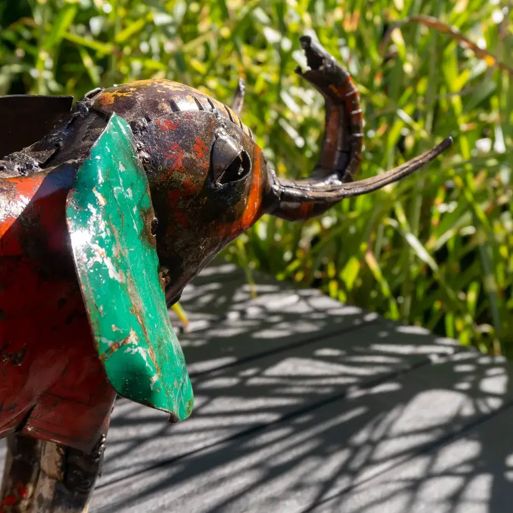 Éléphant coloré – sculpture animaux en métal recyclé – statue jardin - 24 × 34 cm - 6