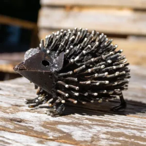 Hérisson – sculpture animaux en métal recyclé - 13x8x10 cm - 1